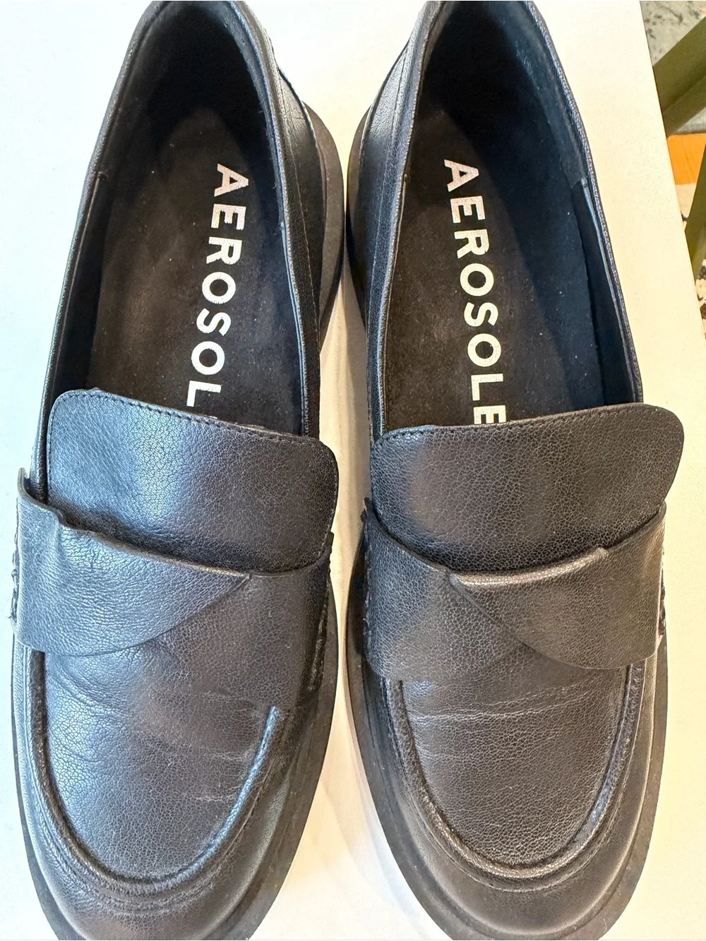 AEROSOLES Womens Black Leather Garett Penny Loafer